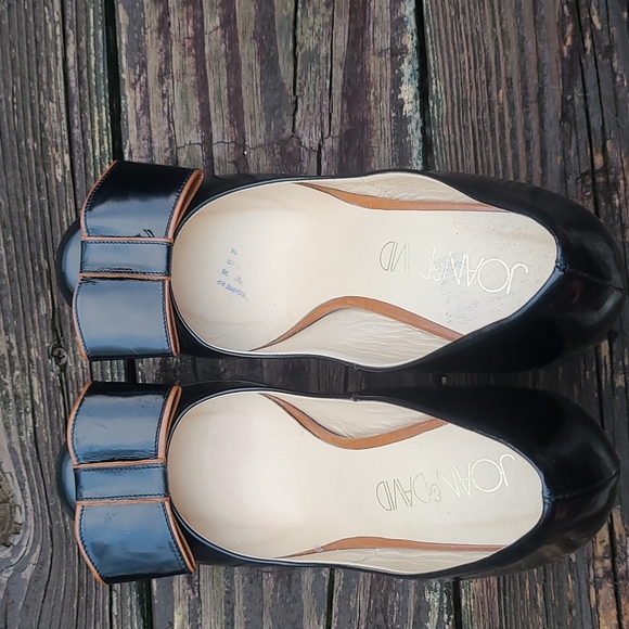 Joan & David black leather  bow pump with tan detail sz 9 N narrow EUC - Picture 8 of 13